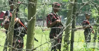 অবৈধ অনুপ্রবেশ ঠেকাতে হিলি সীমান্তে বিজিবির টহল জোরদার
